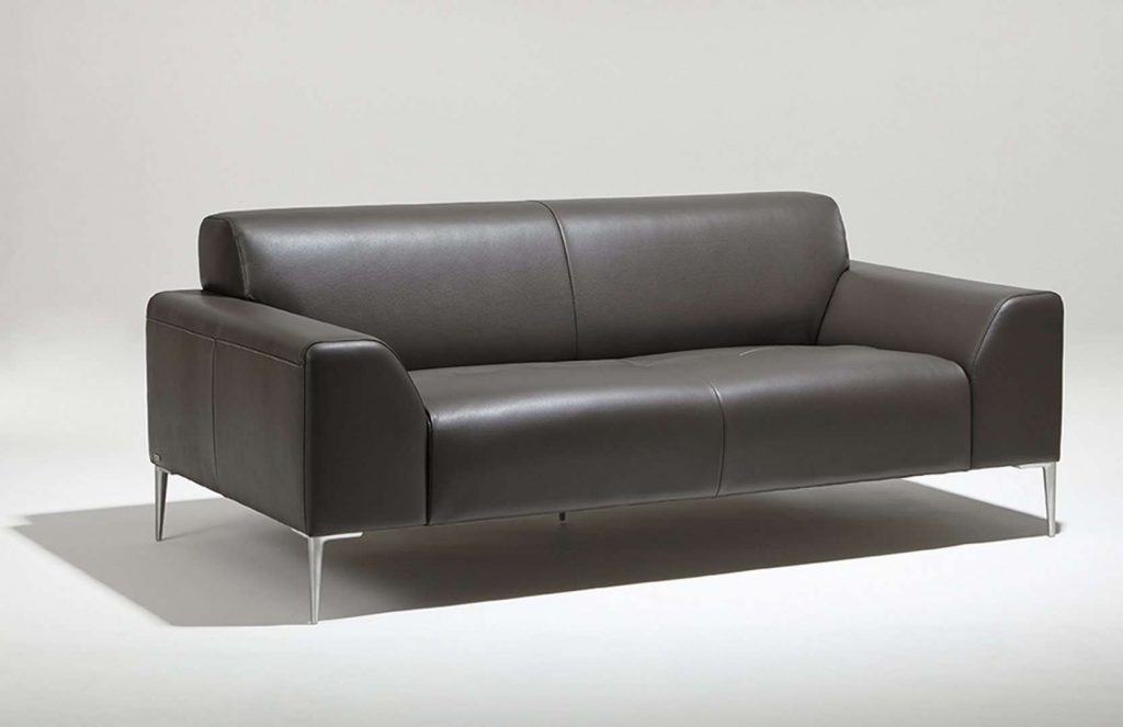 Montmartre - sofá de cuero de lujo diseñado y fabricado en Francia por Bernard Masson