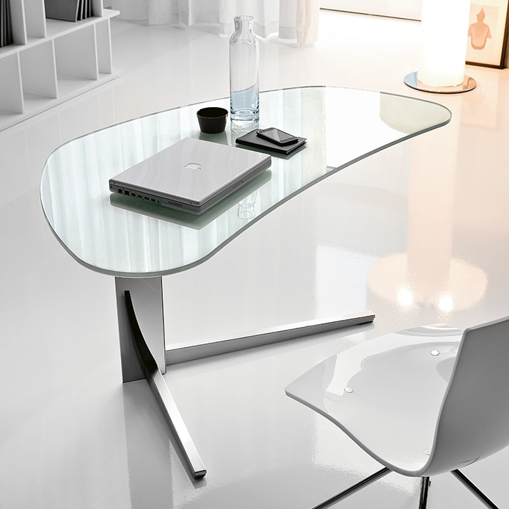 Island table (designer desk)