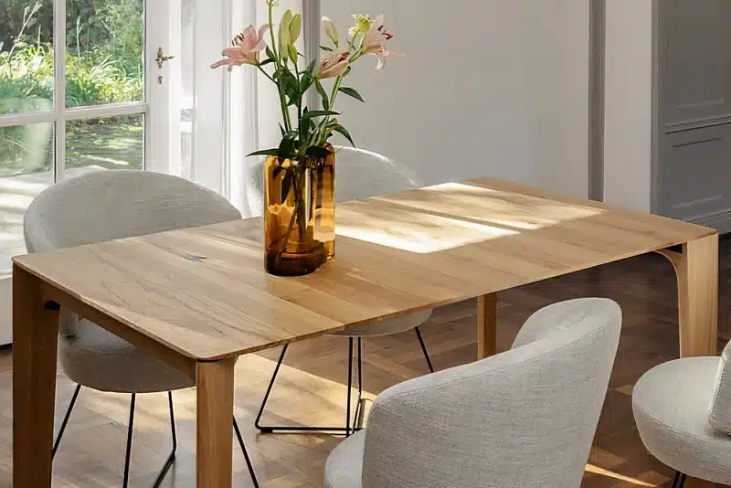 Mesa de comedor extensible de madera maciza de 500 cm.