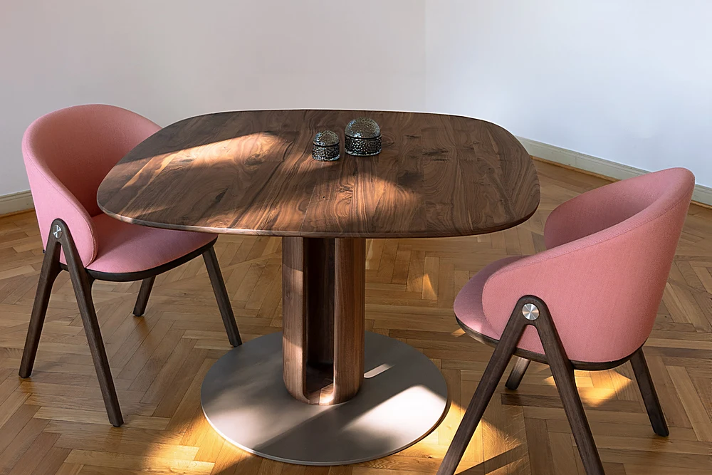 Mesa de comedor redonda de roble macizo o nogal fabricación alemana 11